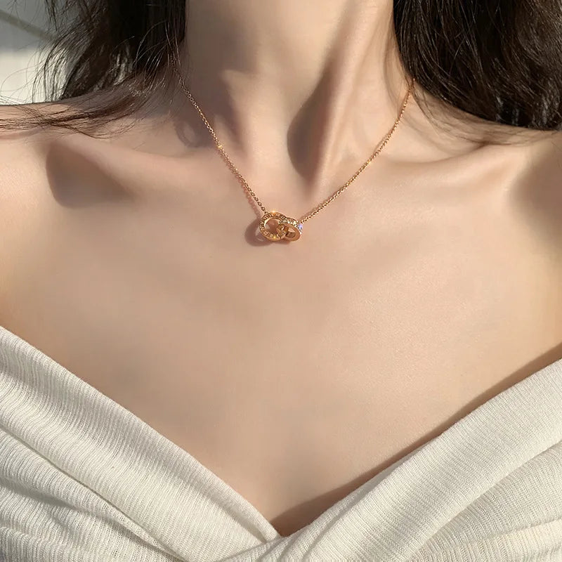 18K Gold Interlocking Circles Collar Necklace