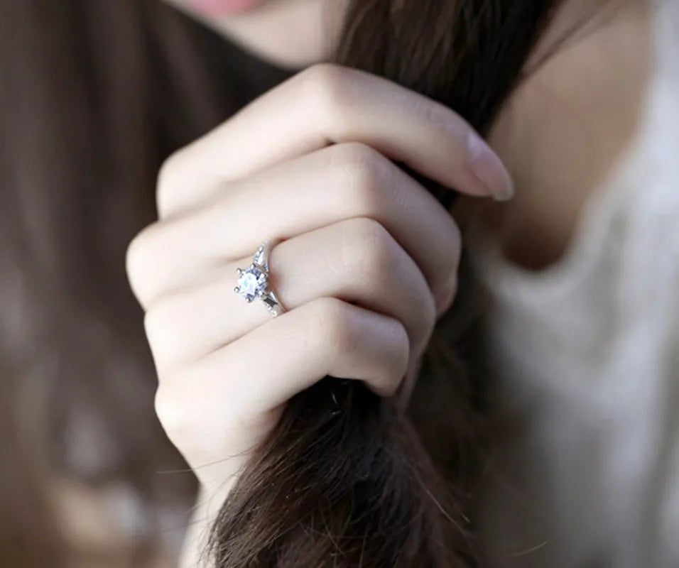 Classic 925 Sterling Silver Six-Prong Ring