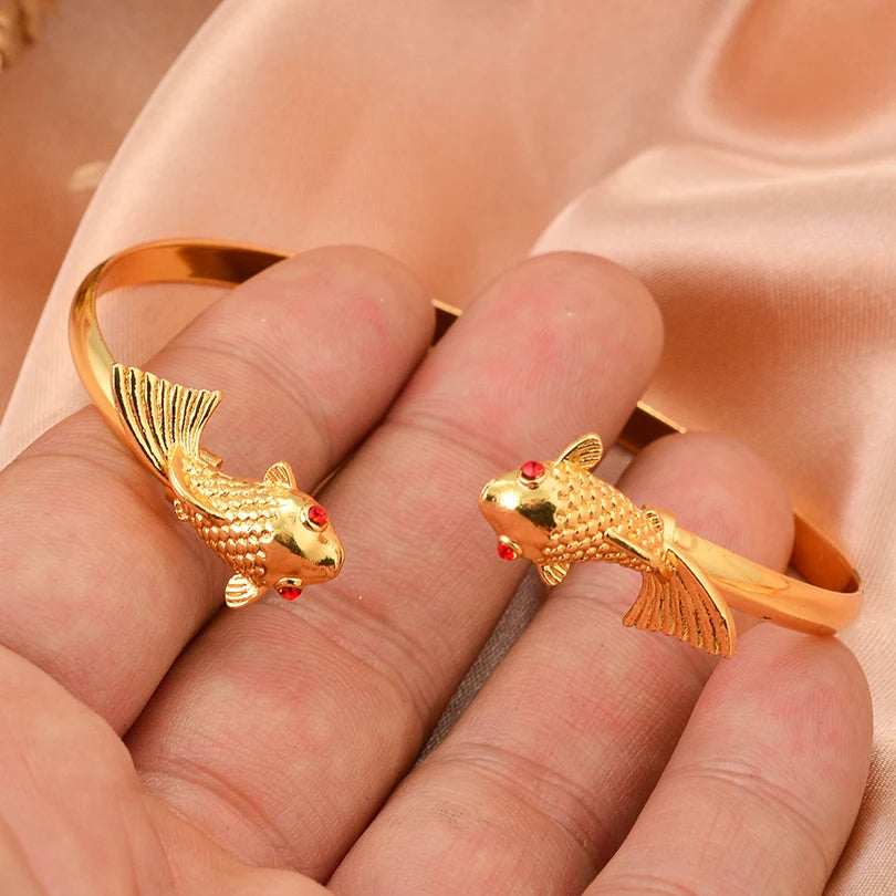 Round Flower Gold Bracelet for Women & Men