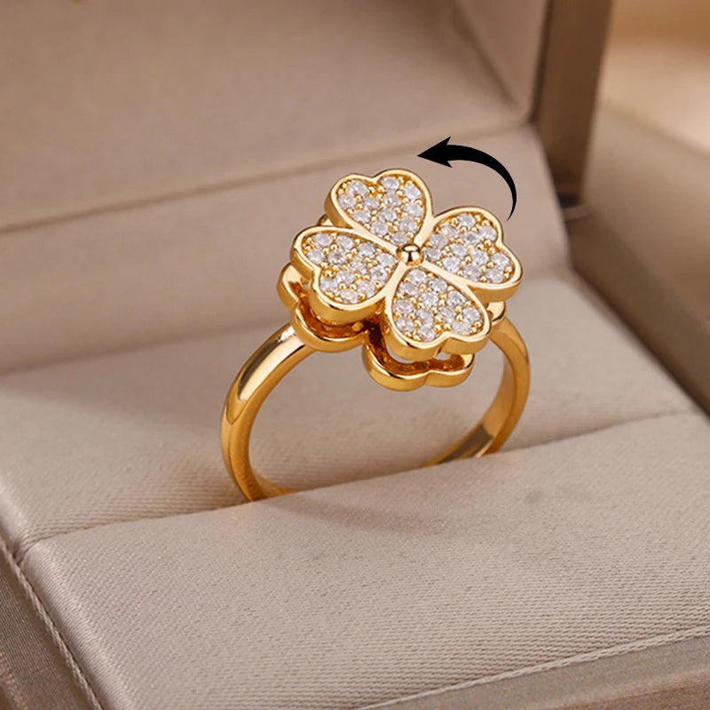 Zircon Heart & Clover Spinner Ring