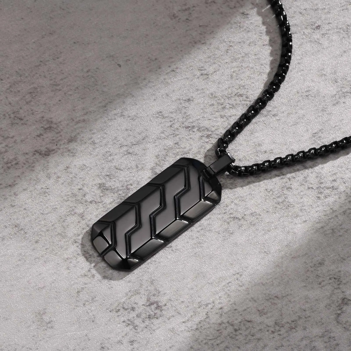 Vnox Men’s Small Stainless Steel Dog Tag Necklace