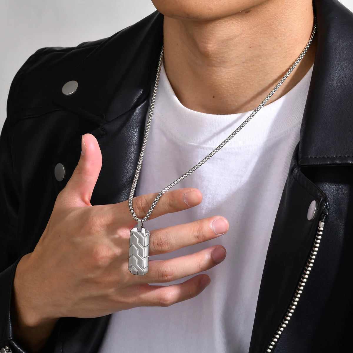 Vnox Men’s Small Stainless Steel Dog Tag Necklace