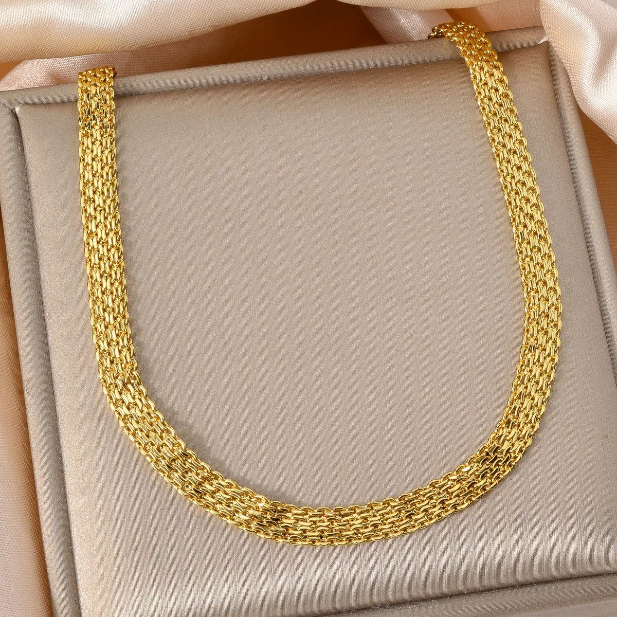 Textured Link Chain Necklace