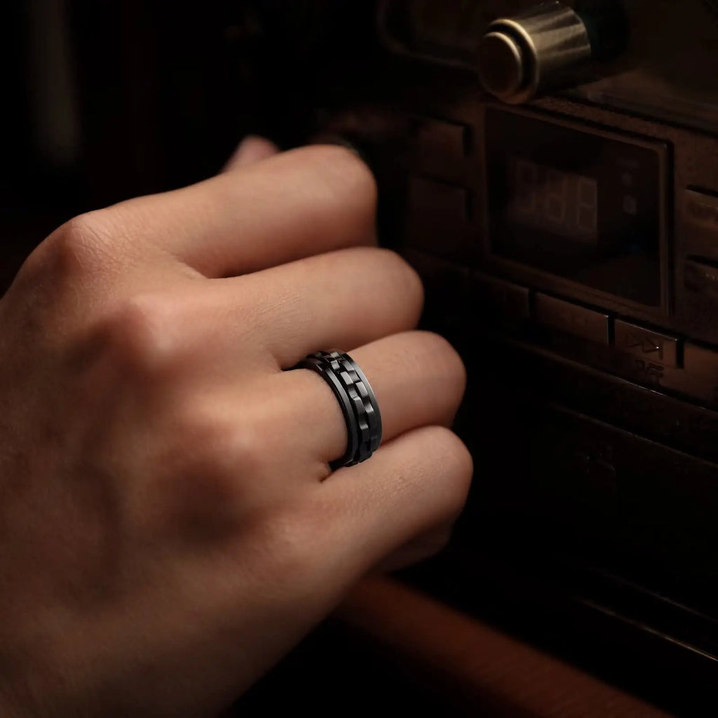 Men’s Titanium Steel Gear Spinner Ring