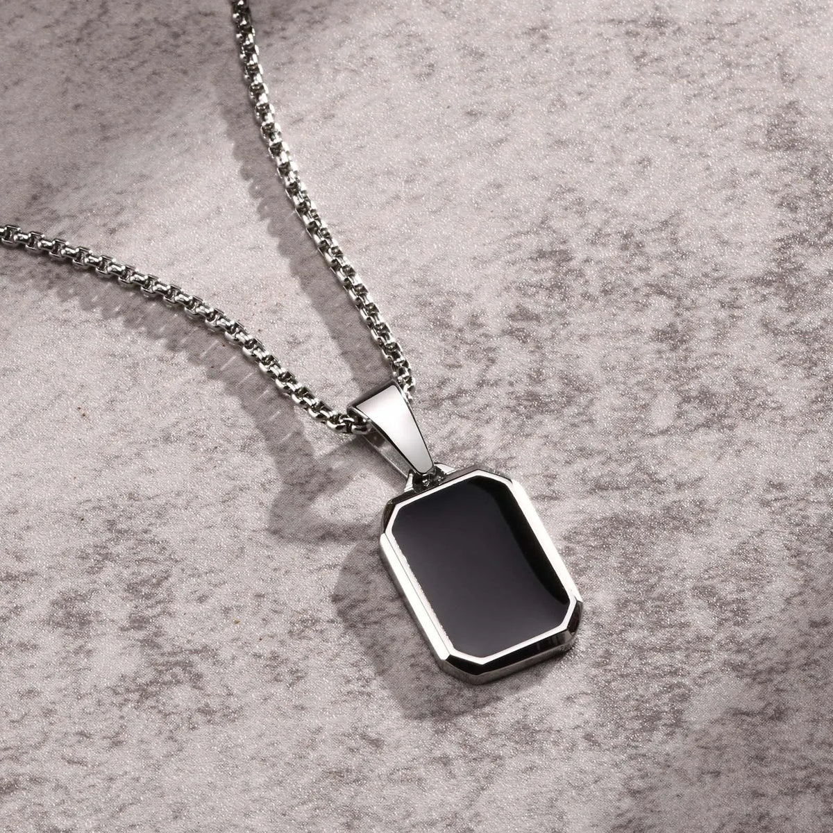 Vnox Men’s Small Stainless Steel Dog Tag Necklace