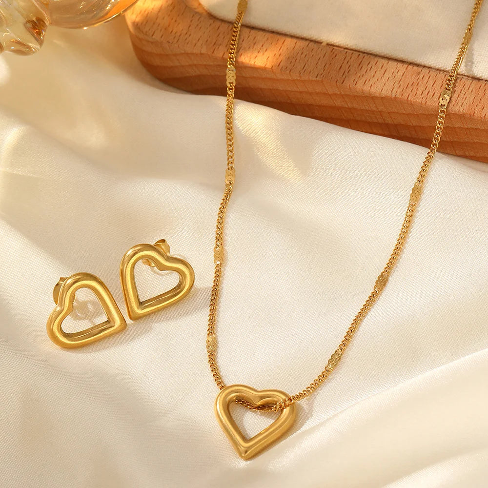 Gold Plated Heart Earrings & Necklace Set
