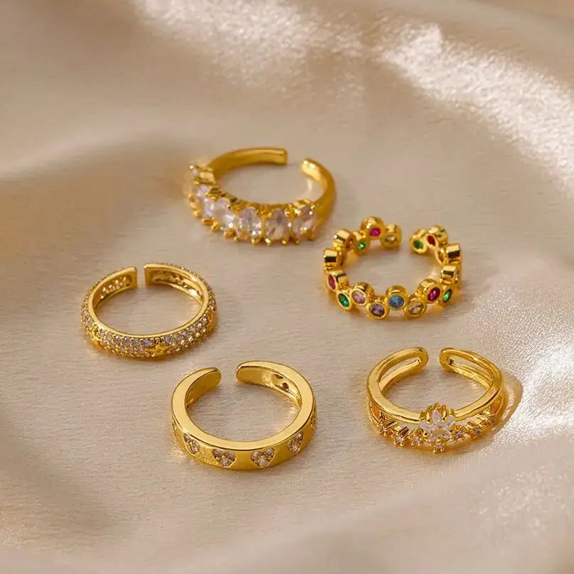 Gold Geometric Heart Zircon Ring for Women