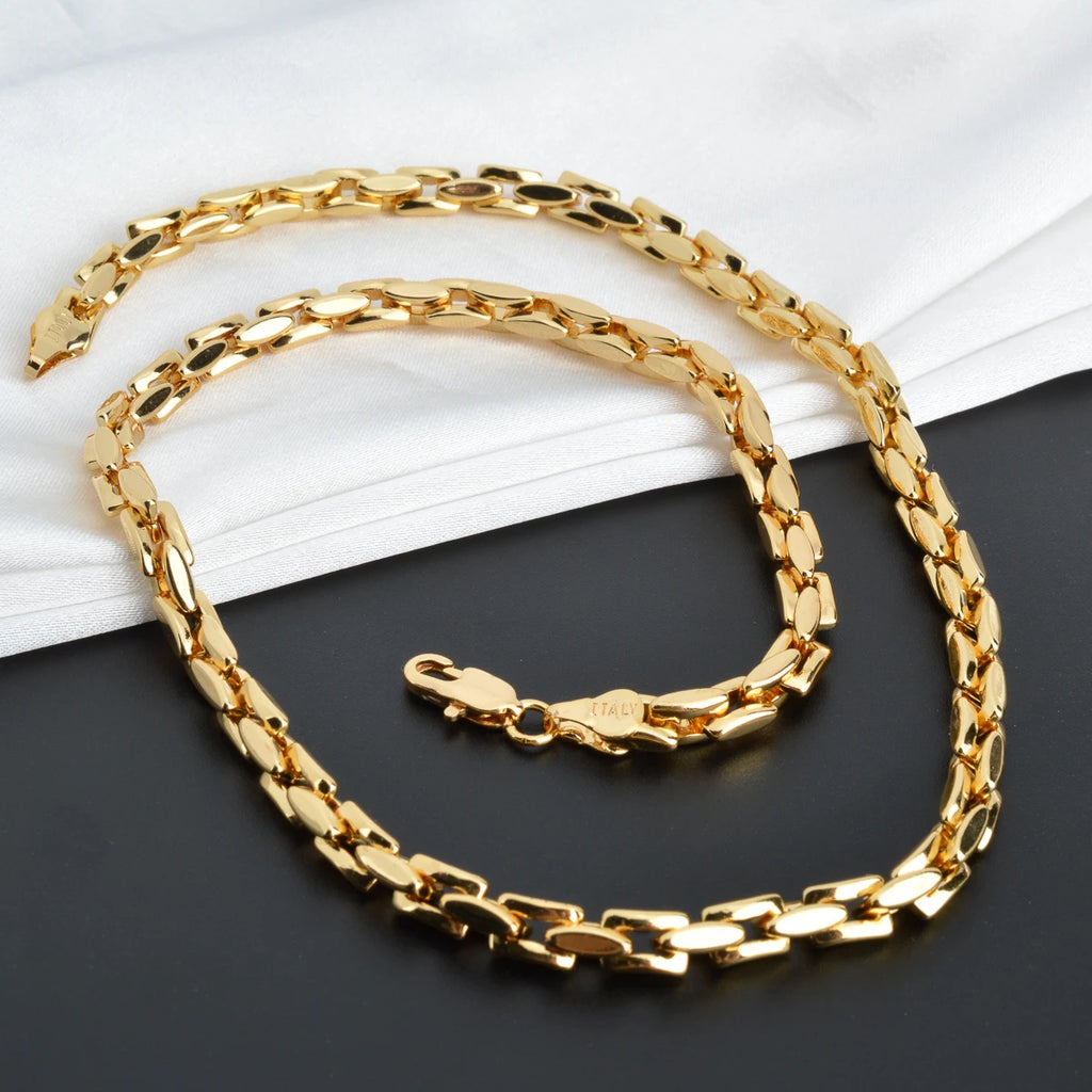 Curb Link Chain Necklace