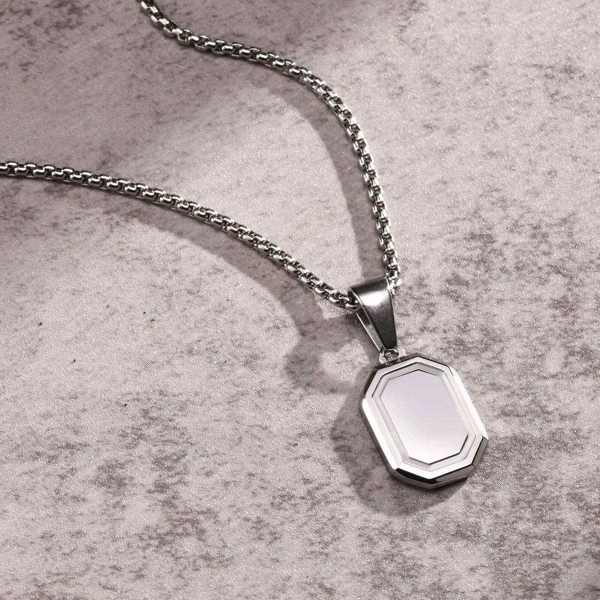 Vnox Men’s Small Stainless Steel Dog Tag Necklace