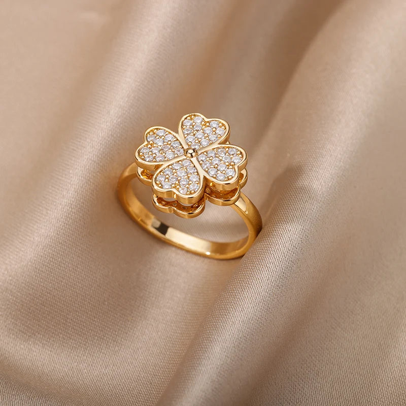 Zircon Heart & Clover Spinner Ring