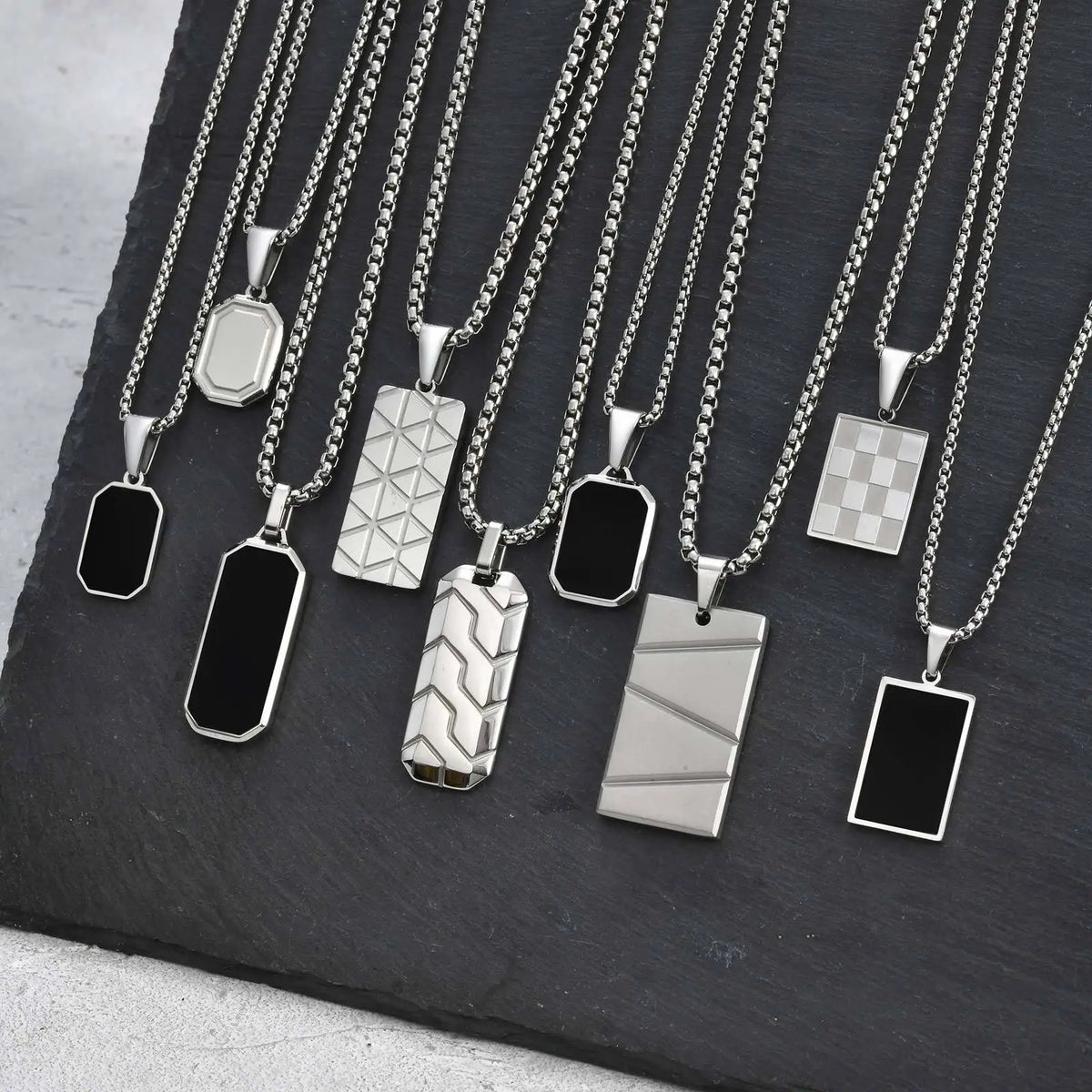 Vnox Men’s Small Stainless Steel Dog Tag Necklace