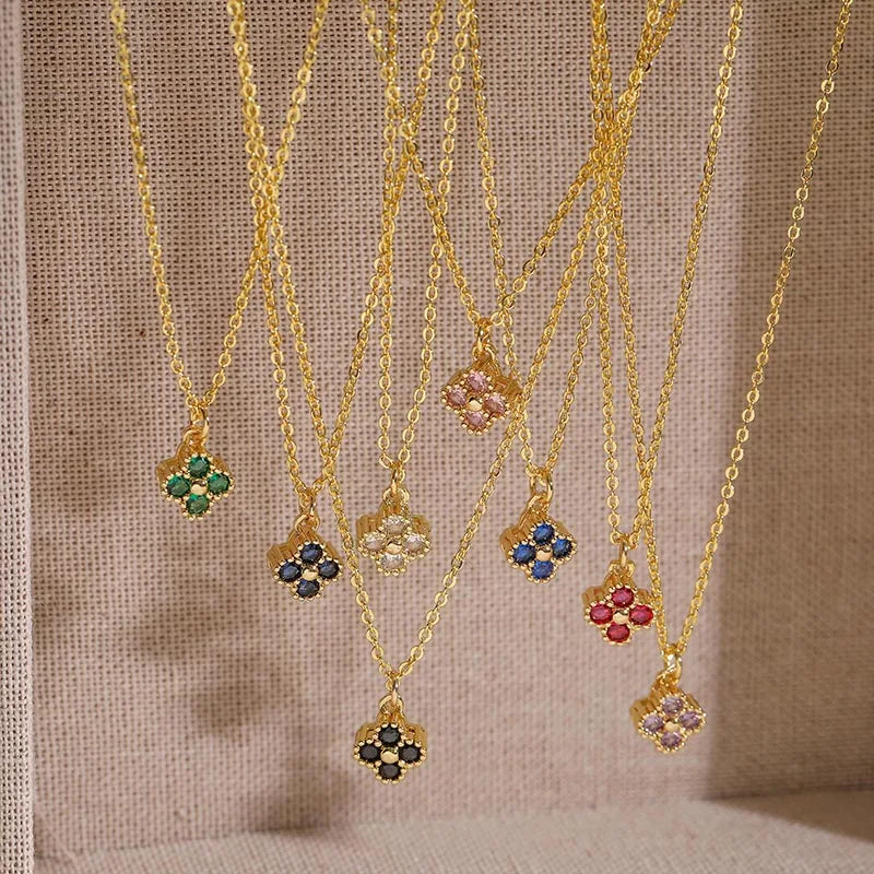 18K Gold-Plated Brass Flower Pendant Necklace