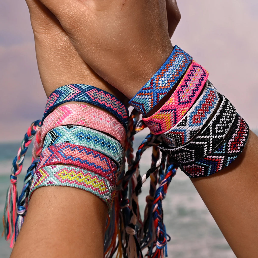 10-Piece Friendship Bracelet Set – Boho Design for Men & Women